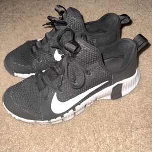 Nike mens shoes